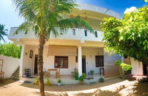 Thalaramba House | Top-Rated Pet-Friendly Stay at Awesome Guest Mirissa