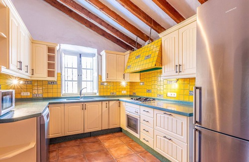 Rincon de la Victoria House | Idyllic Rural Retreat with Private Pool and Ocean Views