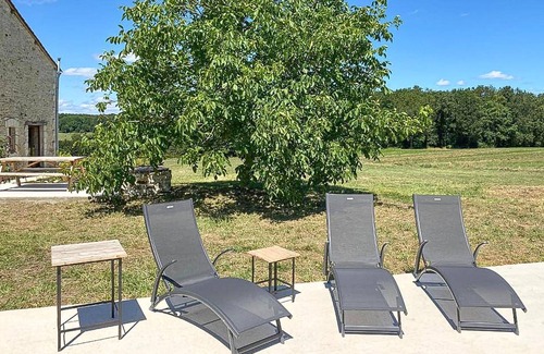 Lussas-et-Nontronneau House | Charming Stone House Retreat in Périgord-Limousin Park