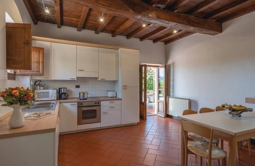 Vicchio House | Spacious 5-Bedroom Retreat in Vicchio di Mugello