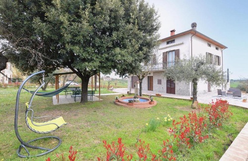 Marciano della Chiana House | Awesome Home In Marciano Della Chiana