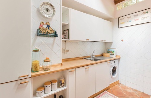 Grottaferrata House | Family-Friendly 2 Bedroom Accommodation in Grottaferrata