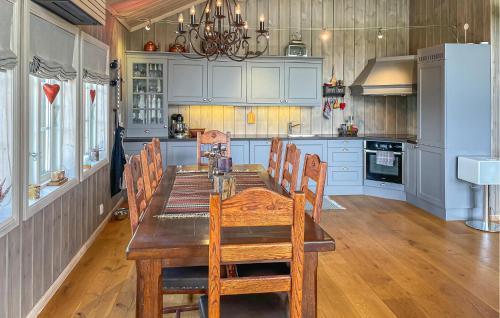 Trysil House | Relaxing Retreat in Stby with Hot Tub and Family Amenities
