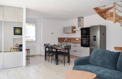 Canihuel House | Inviting Cottage Retreat Surrounded by Nature's Beauty