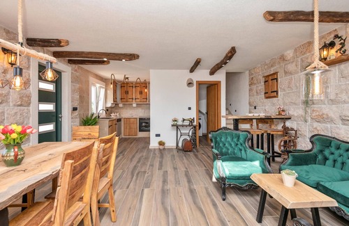 Cista Provo House | Idyllic Stone House Amid Peaceful Dalmatian Countryside