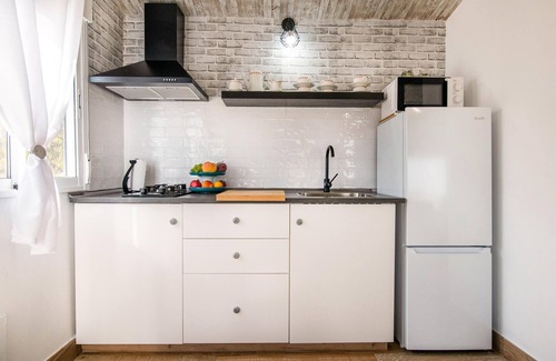 El Gastor House | Inviting 2 Bedroom Retreat in El Gastor with Private Pool