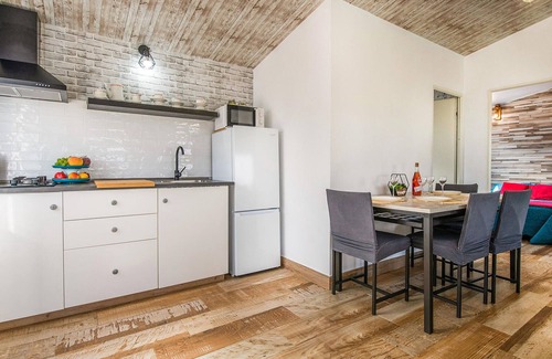 El Gastor House | Inviting 2 Bedroom Retreat in El Gastor with Private Pool