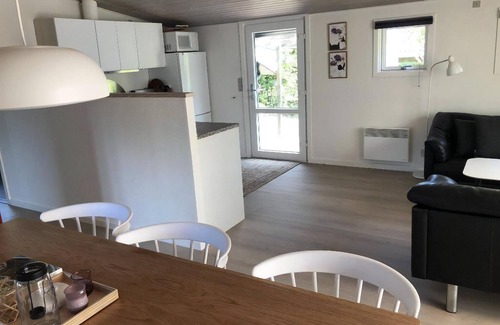 Sjaelborg House | Cozy 2 Bedroom Retreat in Esbjerg V with Pet-Friendly Perks