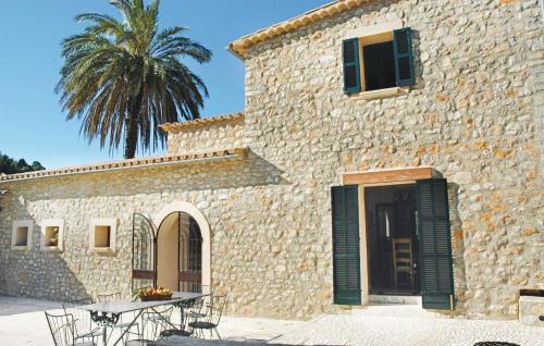 Estellencs House | Beautiful 6 Bedroom Home in Estellencs with Pool Access