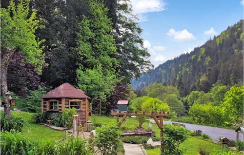 Granges-Aumontzey House | Cozy 4 Bedroom Home in Granges-Aumontzey - Pet Friendly