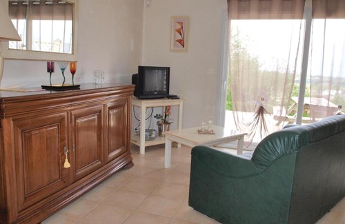Plestin-les-Greves House | Cozy 2 Bedroom Home in Plestin Les Greves - Pet Friendly