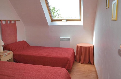 Plestin-les-Greves House | Cozy 2 Bedroom Home in Plestin Les Greves - Pet Friendly
