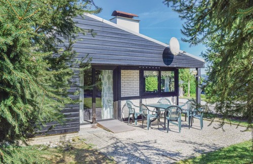 Ferienhausgebiet Hillenseifen House | Pet-Friendly 3 Bedroom Accommodation in Gerolstein