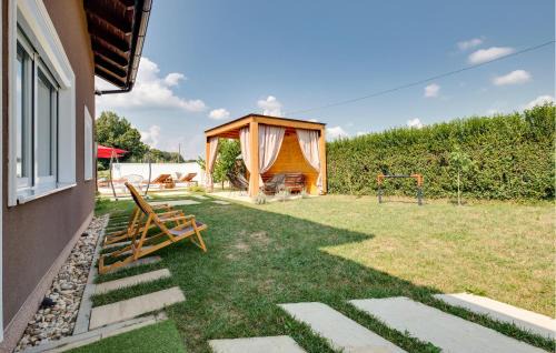 Preseka House | Awesome Home In Gornji Vinkovec