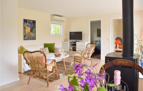 Udsholt House | Family-Friendly 2 Bedroom Retreat in Græsted, Rated 8.5