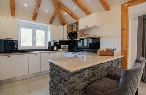 Grubine House | Tranquil Vacation Home in Makarska-Grubine with Pool