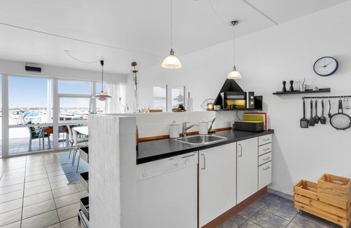 Hasle House | Family-Friendly 3 Bedroom Getaway in Hasle with Ocean View