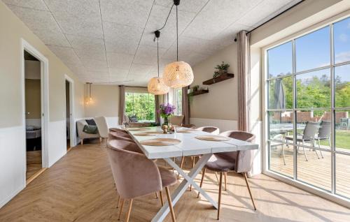 Hovborg House | Top-Rated Home in Hovborg with Family-Friendly Kitchen