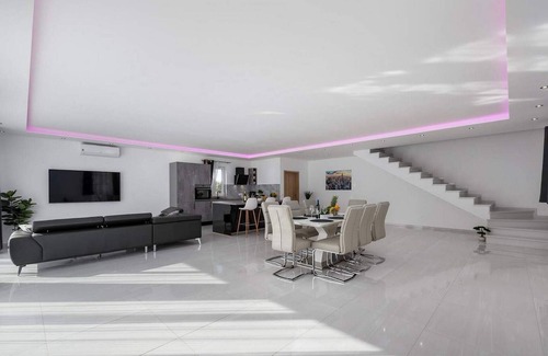Sveti Petar u Sumi House | Modern Villa Bella: Poolside Retreat in Central Istria