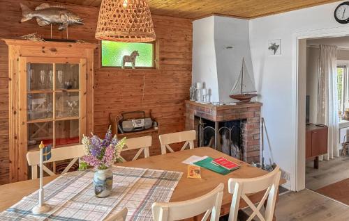 Hultsfred House | Awesome Home In Hultsfred With Sauna