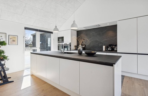 Hvide Sande House | Indulge in a Family-Friendly Wellness Retreat by the Ocean