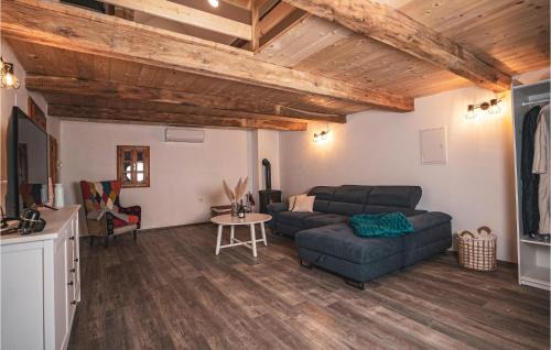 Jastrebarsko House | Pet Friendly Retreat in Jastrebarsko with Free Wi-Fi