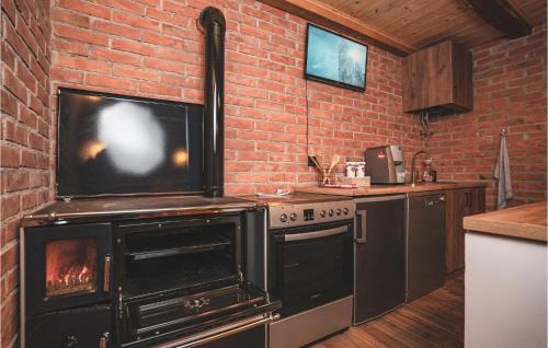 Jastrebarsko House | Pet Friendly Retreat in Jastrebarsko with Free Wi-Fi
