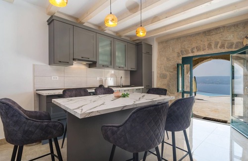 Jesenice House | Exceptional 3-Bedroom Retreat with Ocean Views in Jesenice