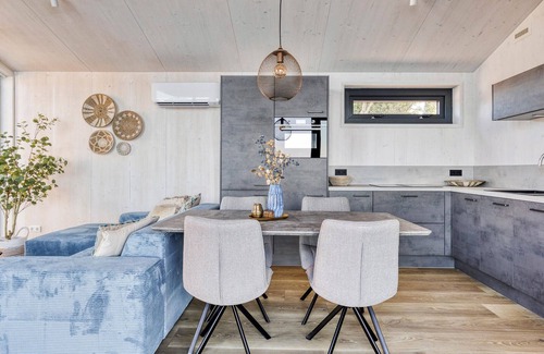 Kerkdriel House | Awesome home in Kerkdriel with WiFi