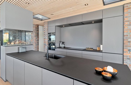 Knebel House | Stylish Vacation Haven with Ocean View, Pool & Spa
