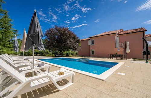Marceljani House | Inviting 3-Bedroom Retreat in Labin with Private Pool