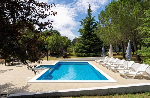 Marceljani House | Inviting 3-Bedroom Retreat in Labin with Private Pool