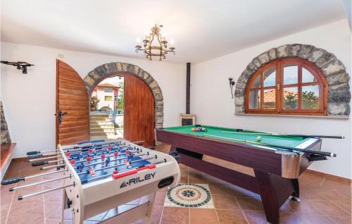 Lovran House | Inviting 6 Bedroom Home with Pool in Lovran - Rated 10/10