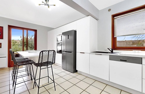 Meyzieu Nord Ouest House | Awesome home in Meyzieu