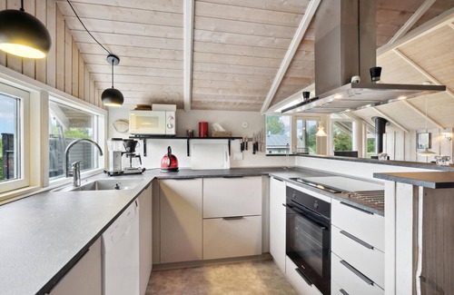 Nordborg House | Cozy 3-Bedroom Retreat with Ocean Views in Nordborg