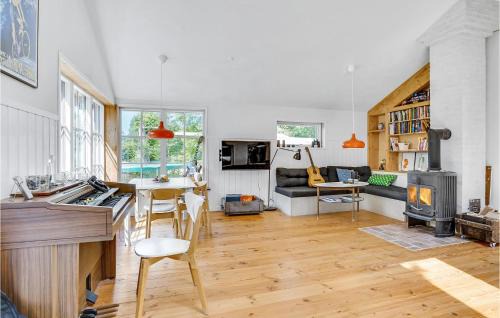 Klint House | Cozy 3 Bedroom Home in Nykbing Sj - Child Friendly Retreat