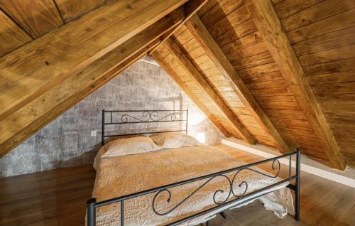Sinj House | Family-Friendly 2 Bedroom Retreat in Obrovac Sinjski