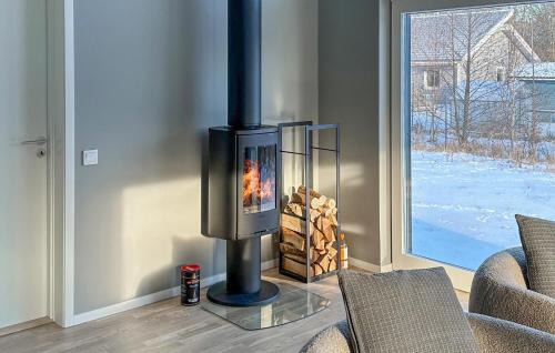 Tofta House | Inviting Home in Rockneby with Kitchen & Child-Friendly Space