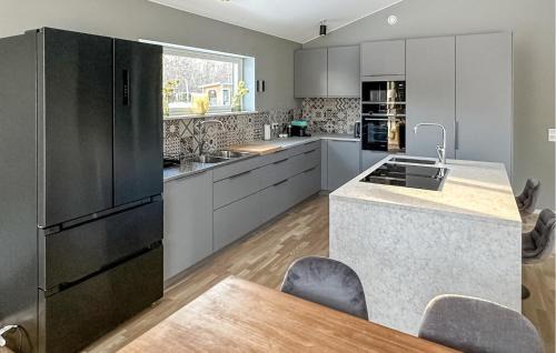 Tofta House | Inviting Home in Rockneby with Kitchen & Child-Friendly Space