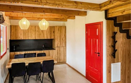 Debina House | Cozy Home in Rowy with Wifi, Pet and Child Friendly