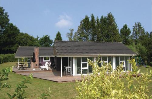Spodsbjerg House | Pet Friendly Escape in Rudkbing with Pool Access