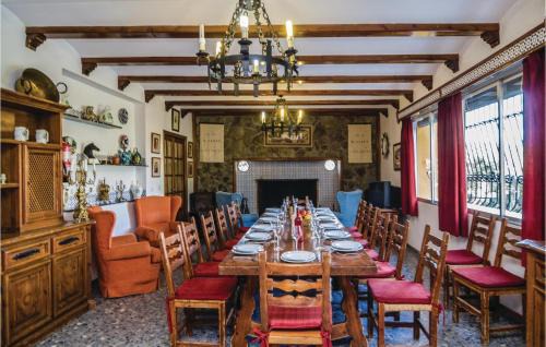 Rute House | Cozy Retreat in Rute with Kitchen and Pool Access