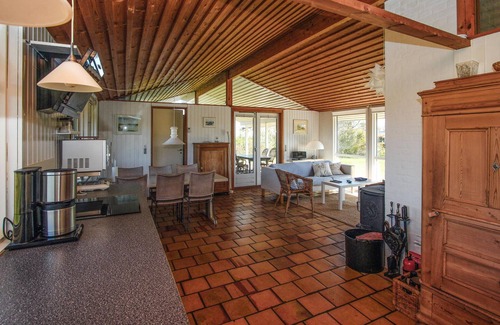 Langemark House | Experience Breathtaking Sea Views in Our Terrace Home