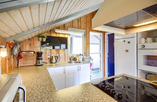 Funder Kirkeby House | Idyllic Cottage Surrounded by Nature with Spa and Breakfast
