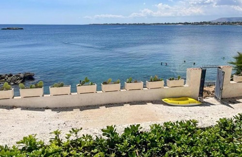 Punta Milocca House | Enchanting Villa with Serene Garden and Breathtaking Sea Views