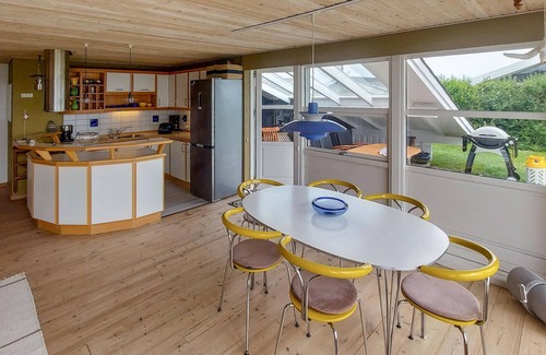Frolunde House | Embrace the Ocean View at Our Great Belt Retreat
