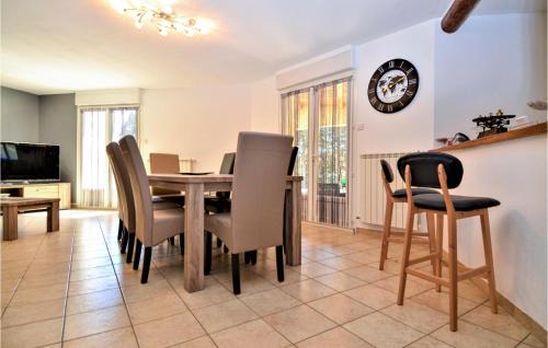 Saint-Laurent-La-Vernede House | Family-Friendly 4 Bedroom Home in S. Laurent-La-Vernede