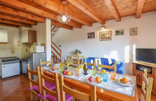 Sovramonte House | Experience an Unforgettable Stay in a Scenic Cottage