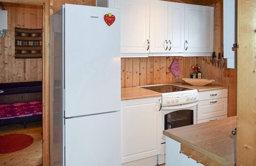 Ustaoset House | Charming Wooden House in Ustaoset with Lake View & Spa