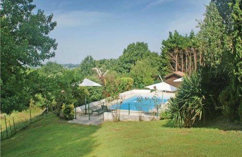 Ustaritz House | Inviting Home in Ustaritz: Pet-Friendly with Pool Access